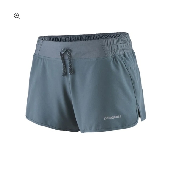 Patagonia Pants - Patagonia Women's Nine Trails Shorts - 4"  color Plume Grey.